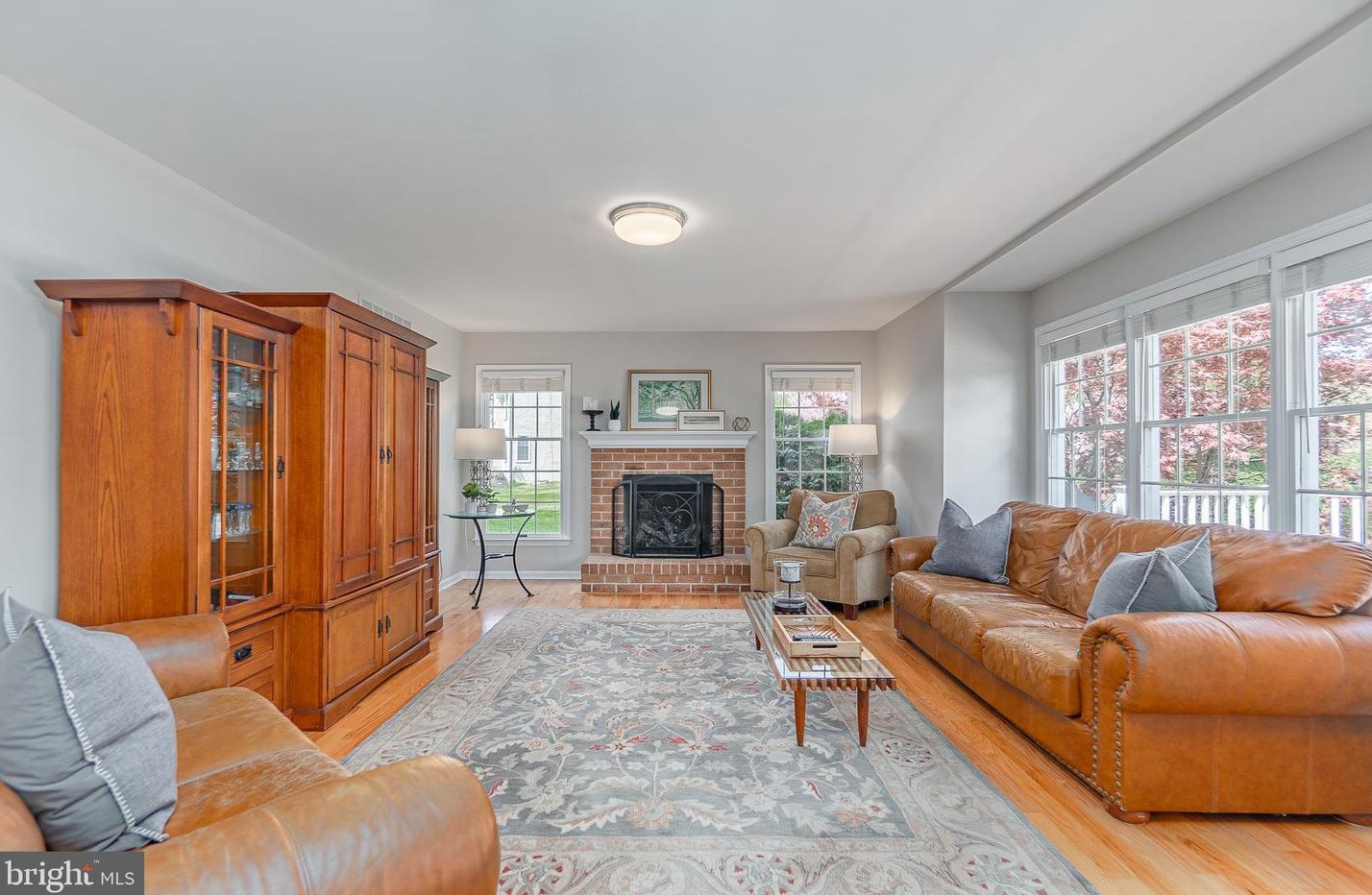 203 Southside Cir, Downingtown PA  19335-4428 exterior