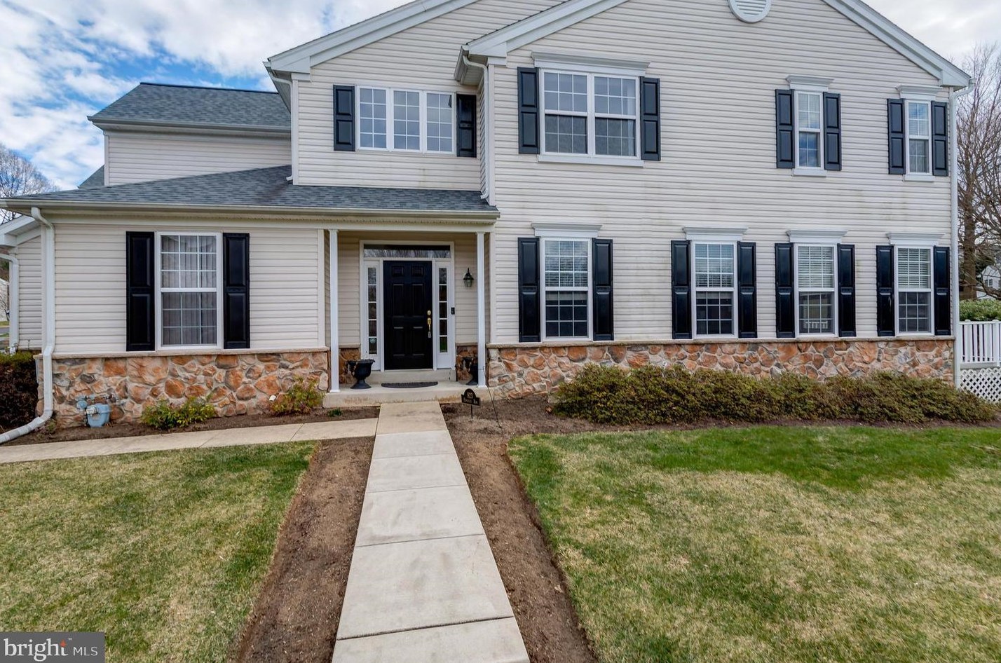 823 Hinchley Run, West Chester, PA 19382-7983