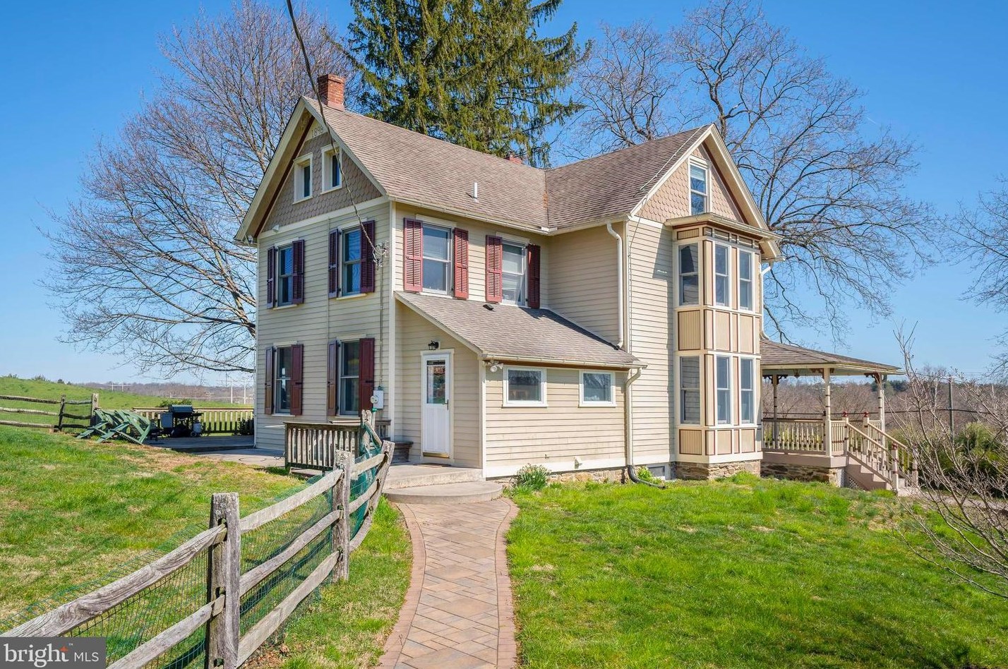 1239 Pocopson Rd, West Chester, PA 19382