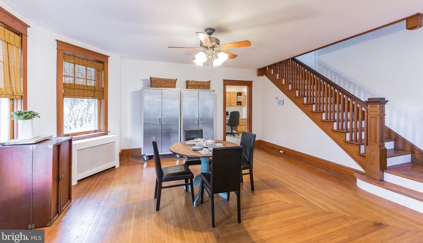 1206 Walnut St, Romansville PA  19320-3812 exterior