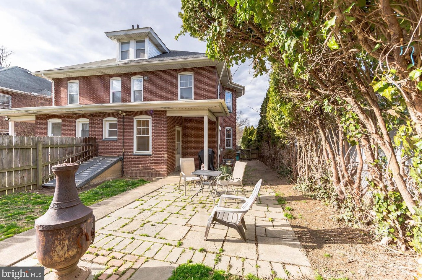 1206 Walnut St, Romansville PA  19320-3812 exterior