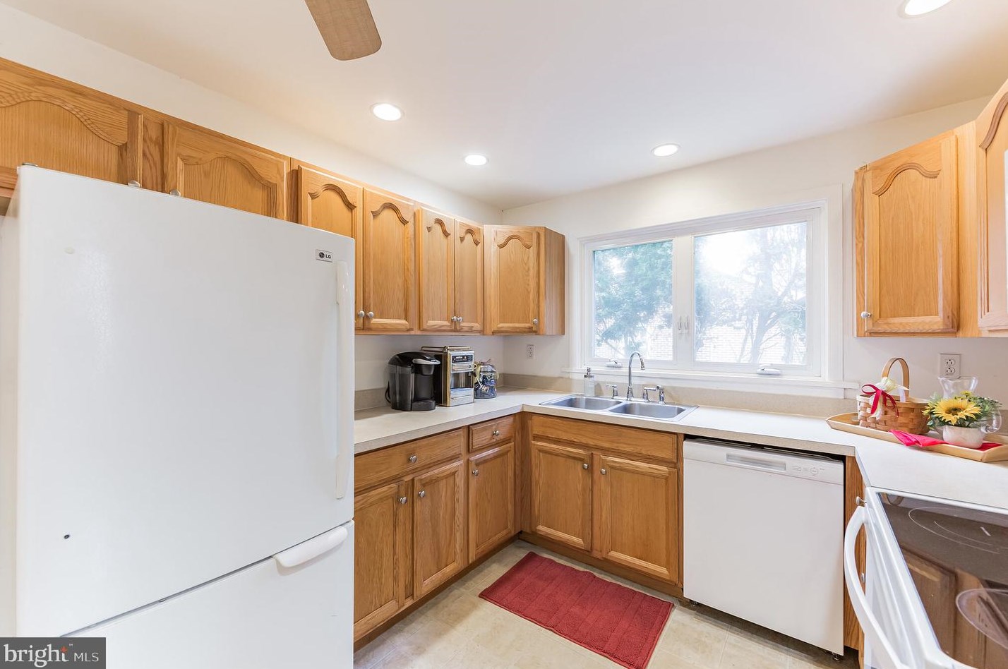 1206 Walnut St, Romansville PA  19320-3812 exterior
