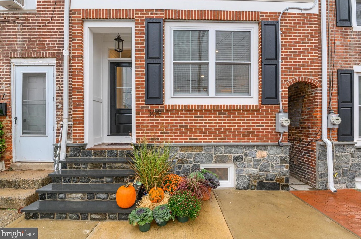 309 S Adams St, West Chester, PA 19382