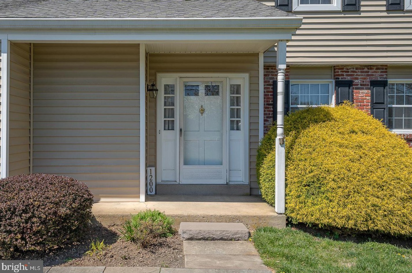 1200 Old Lancaster Rd, Berwyn, PA 19312