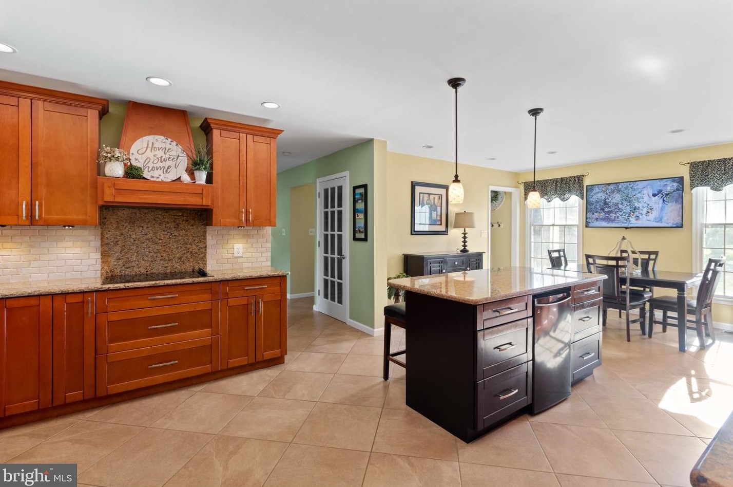 106 Freedom Vly Cir, Romansville PA  19320-1358 exterior