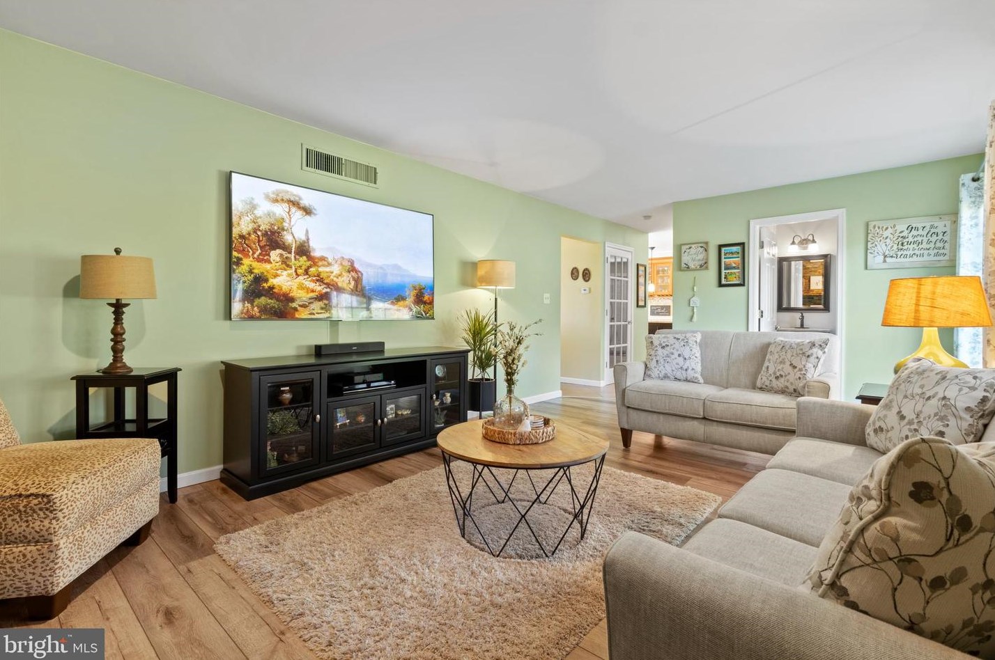 106 Freedom Vly Cir, Romansville PA  19320-1358 exterior