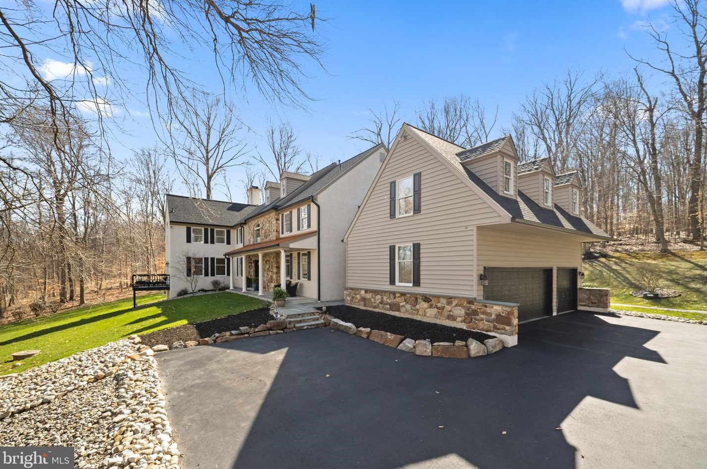4 Heatherwood Dr, Frazer, PA 19355