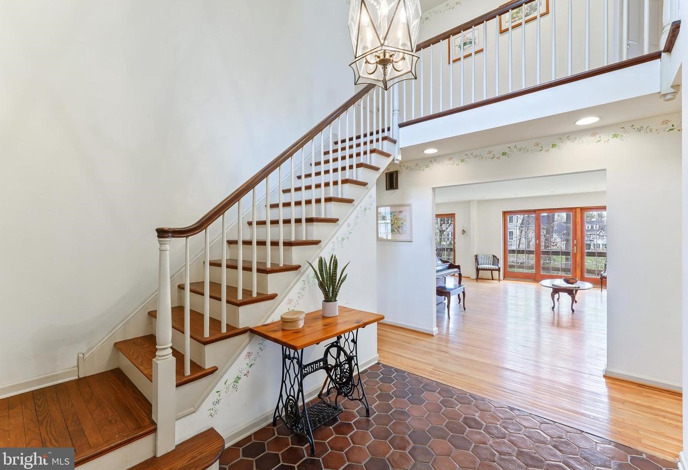 1007 Woodview Ln, West Chester, PA 19380-4143