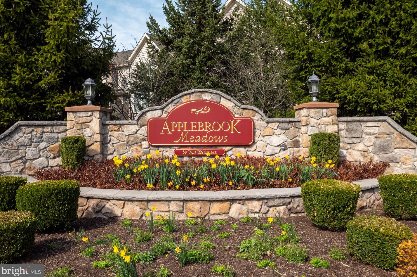34 Tulip Dr, Frazer, PA 19355