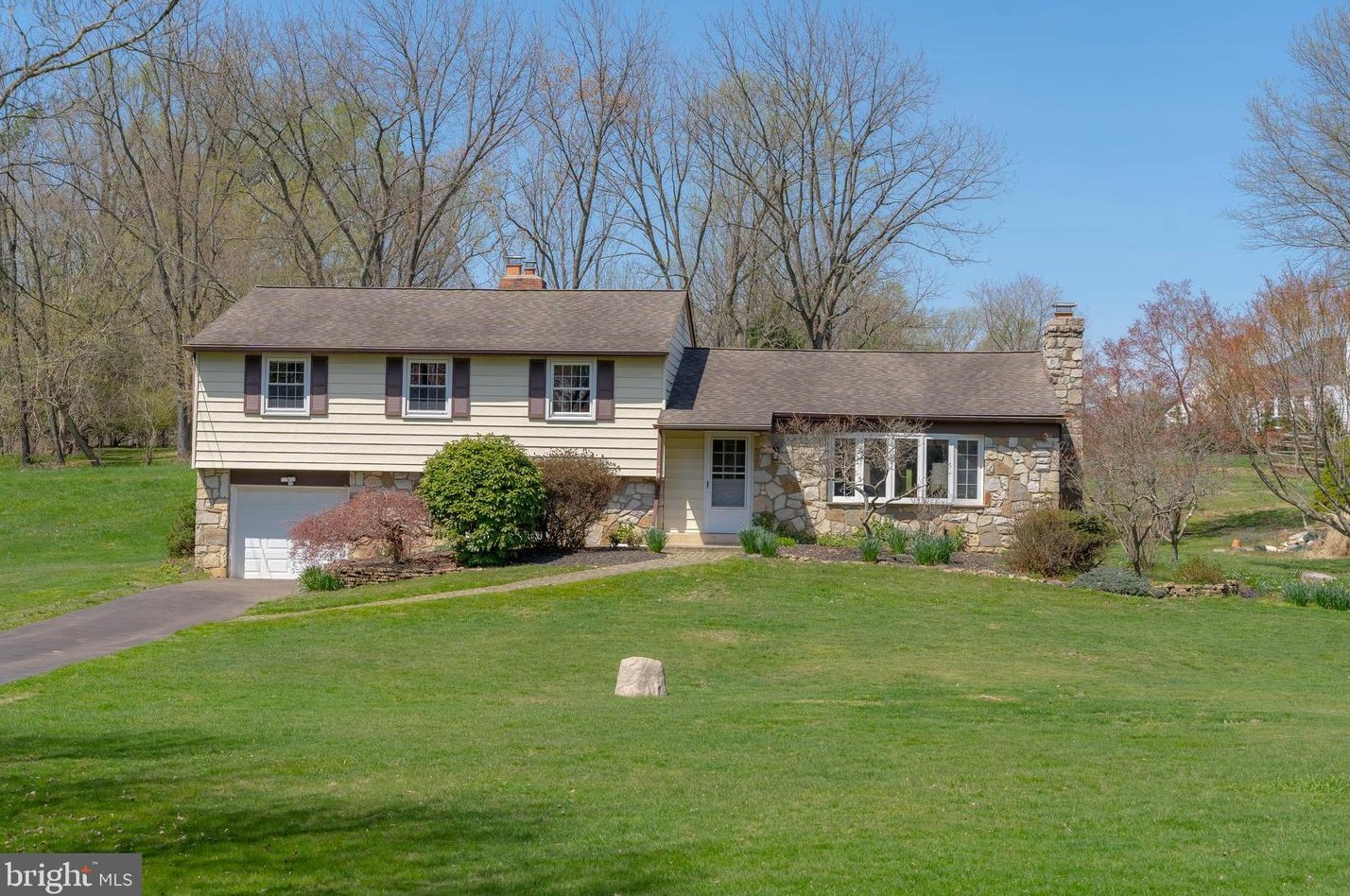 1079 Forest Rd, West Chester, PA 19382-2003