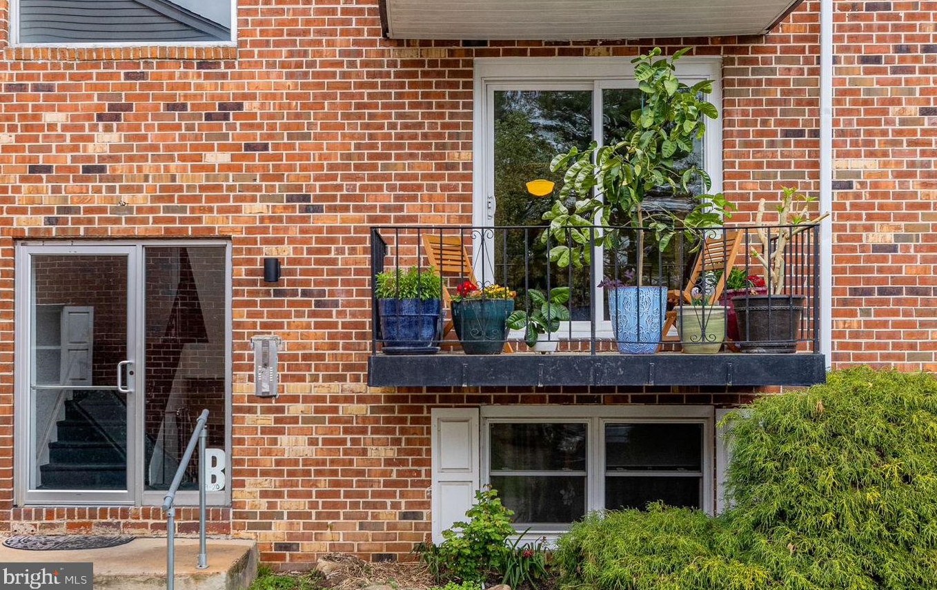 117 Railroad Ave #b16, West Grove, PA 19390
