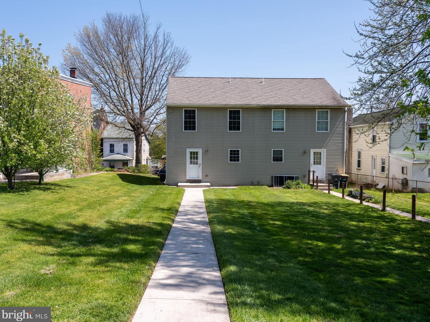 136 Bradford Ave, Downingtown, PA 19335