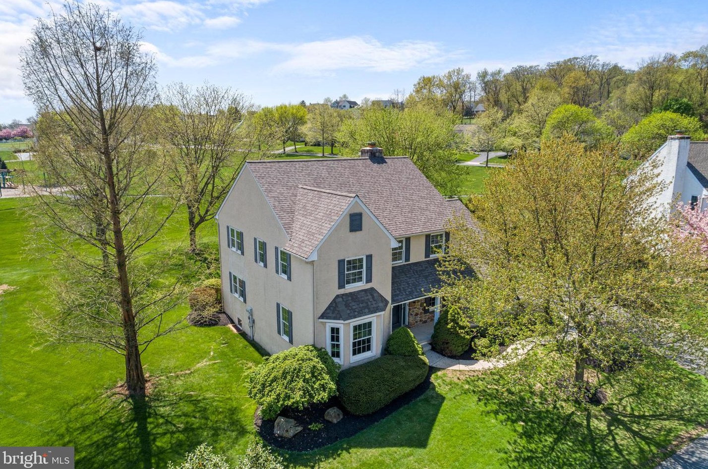 7 Churchill Dr, Marsh, PA 19520