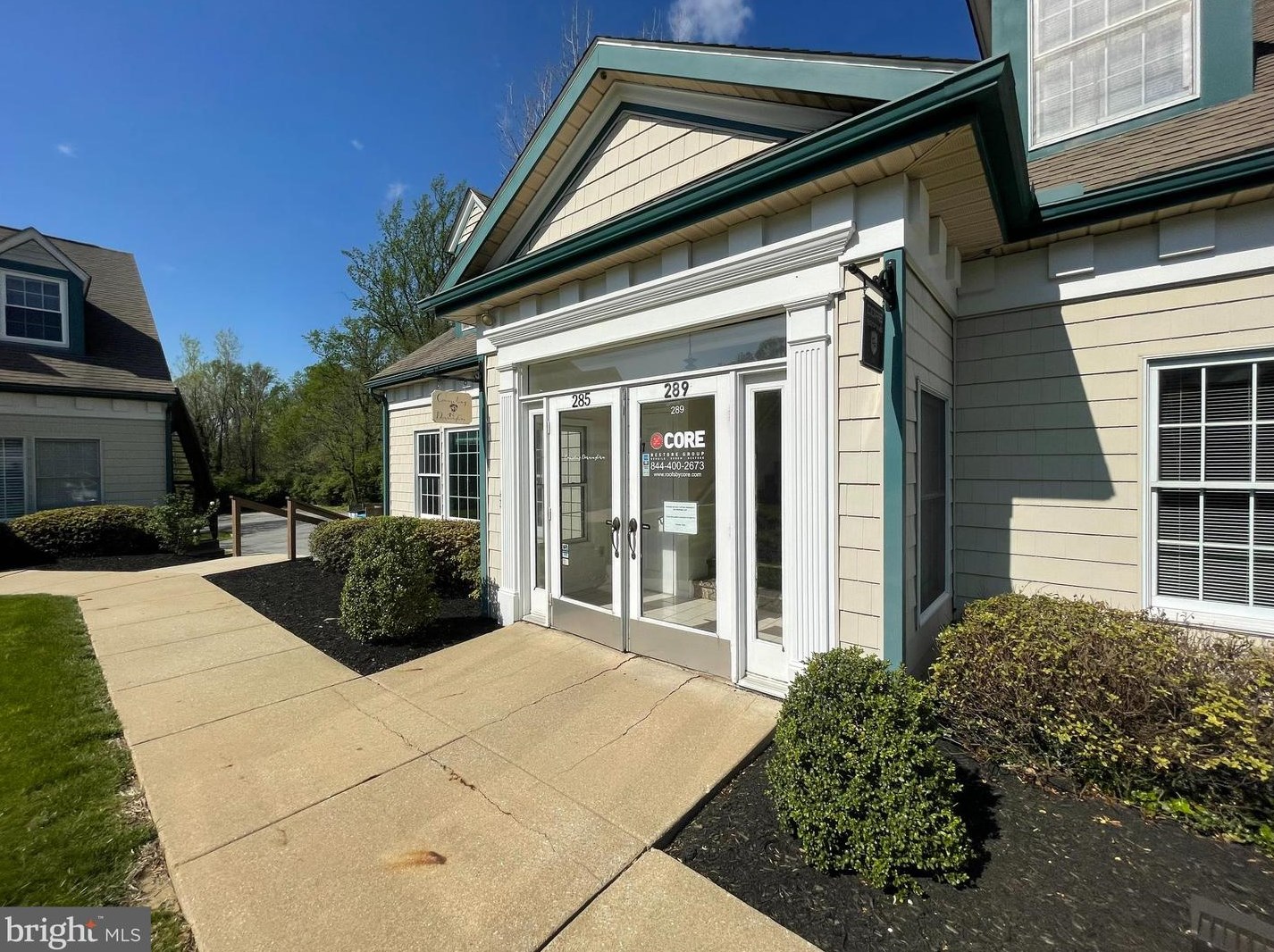 289 W Uwchlan Ave, Downingtown, PA 19335