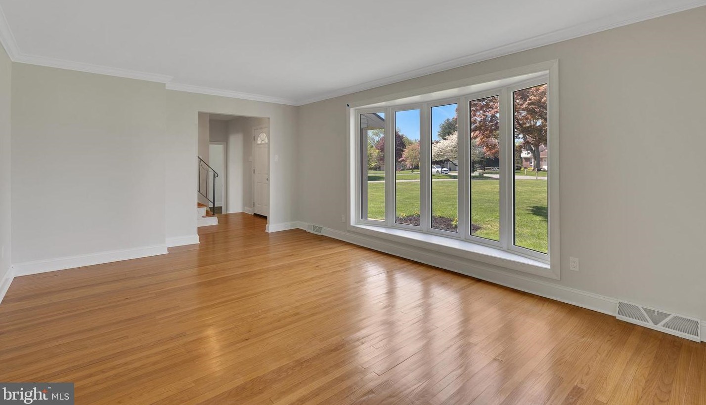 611 Marydell Dr, West Chester PA 19380-6376 exterior