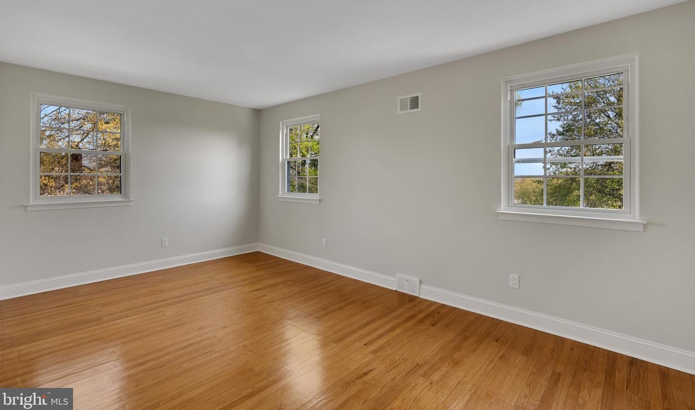 611 Marydell Dr, West Chester PA 19380-6376 exterior