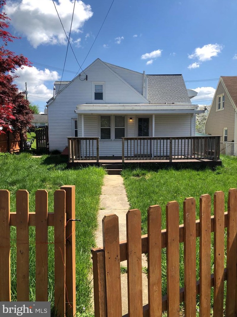 74 5th Ave, Romansville PA  19320-3248 exterior