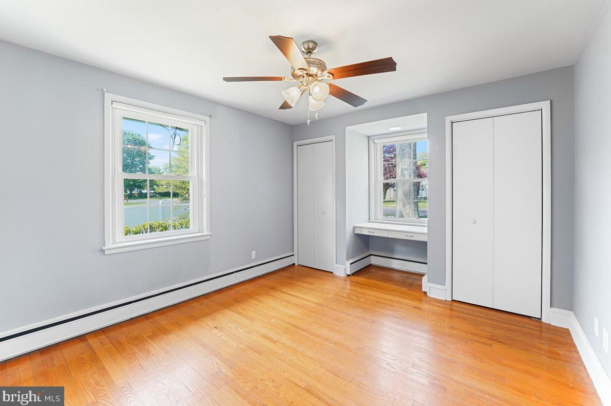 416 Pikeland Ave, Spring City, PA 19475-2109