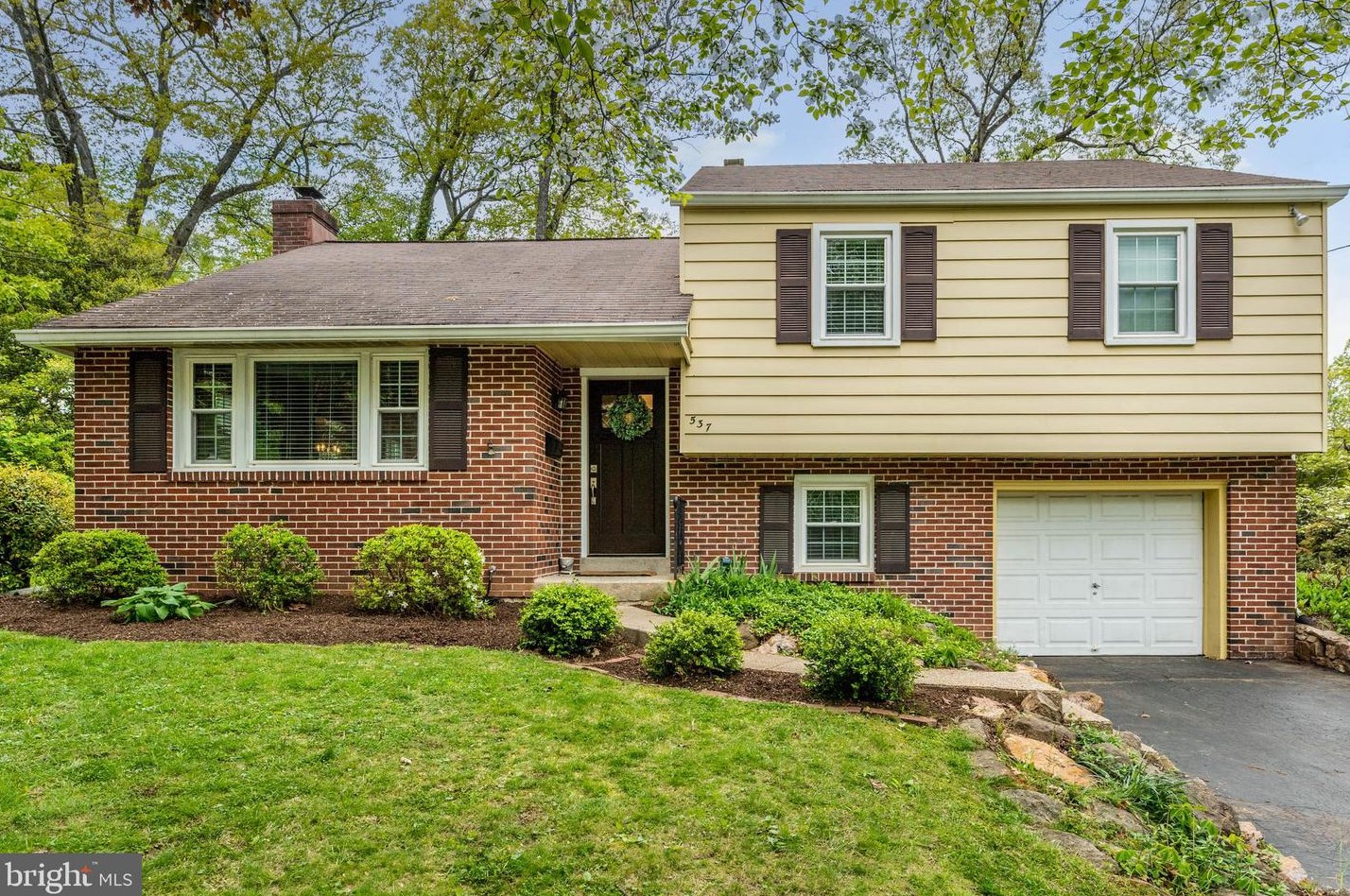 537 Midland Ave, Berwyn, PA 19312