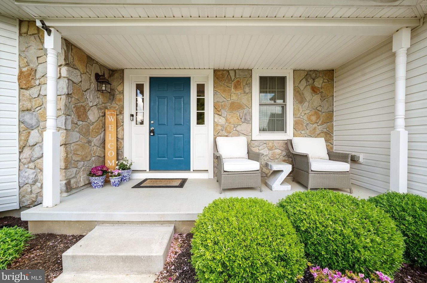 25 Canterbury Dr, Kennett Sq, PA 19348