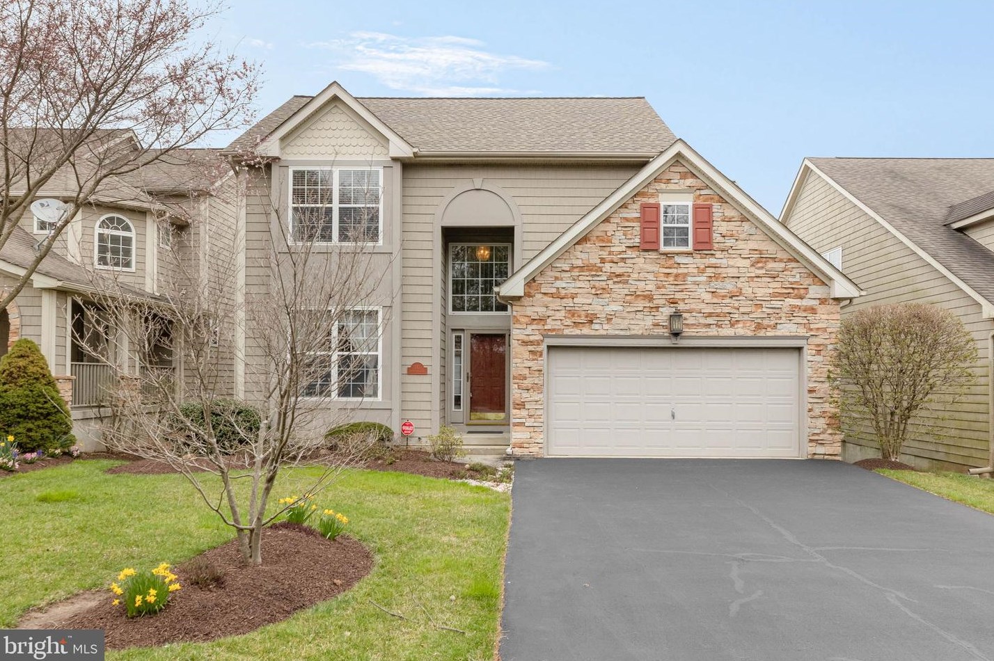 110 Porthcawl Ct, Avondale, PA 19311-1408