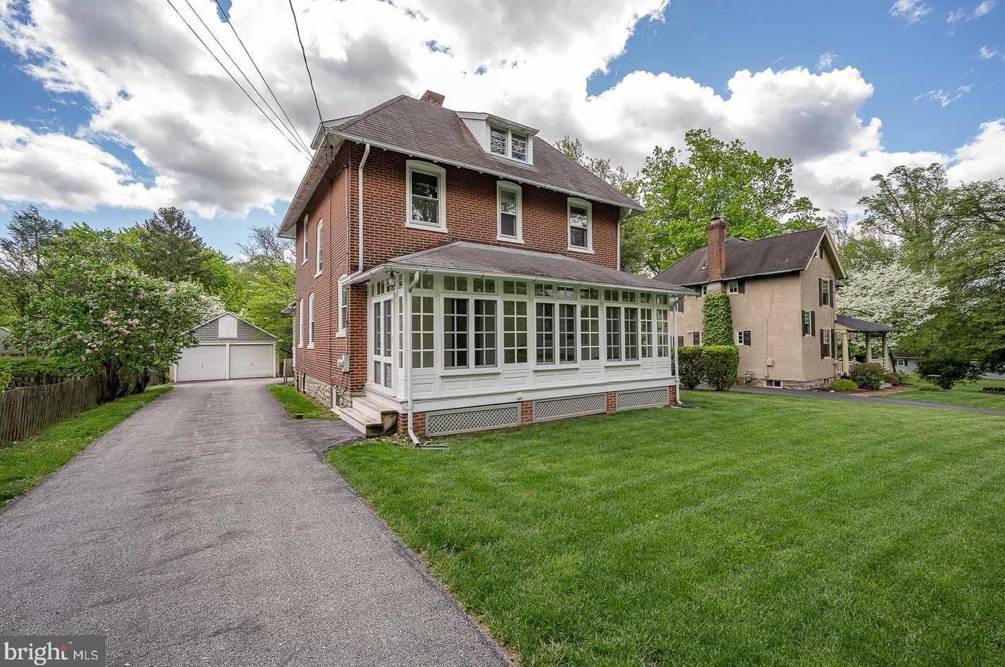 35 Leopard Rd, Berwyn, PA 19312