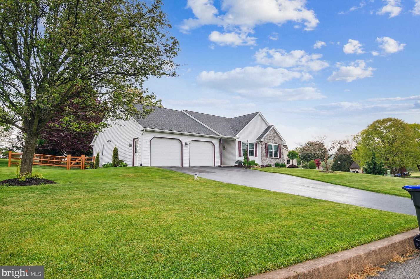 621 Glen Run Dr, Steelville, PA 19310