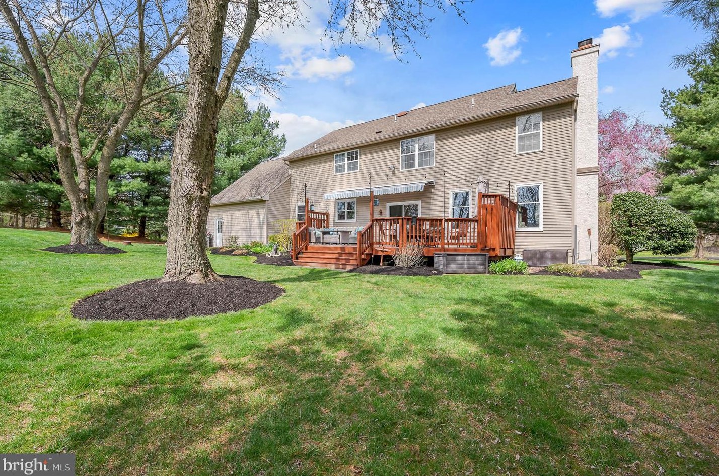 10 Jack Reynolds Way, Avondale PA  19311-1307 exterior