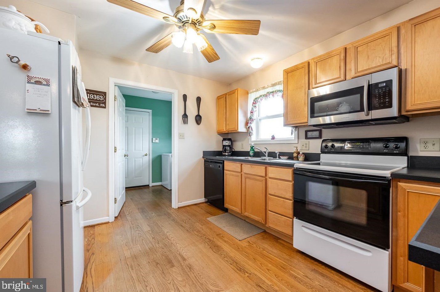 1085 Little Elk Creek Rd, Oxford, PA 19363
