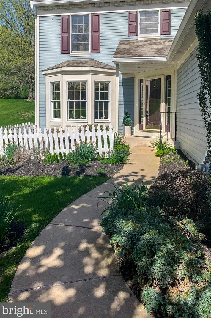 504 Dunbarton Ct, Chadds Ford, PA 19317