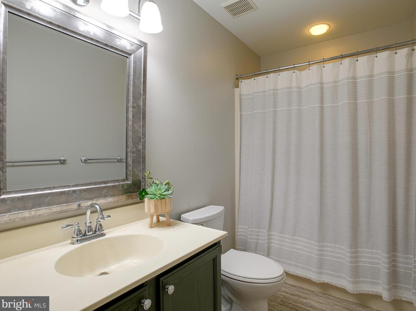 849 Durant Ct, West Chester PA  19380-1722 exterior