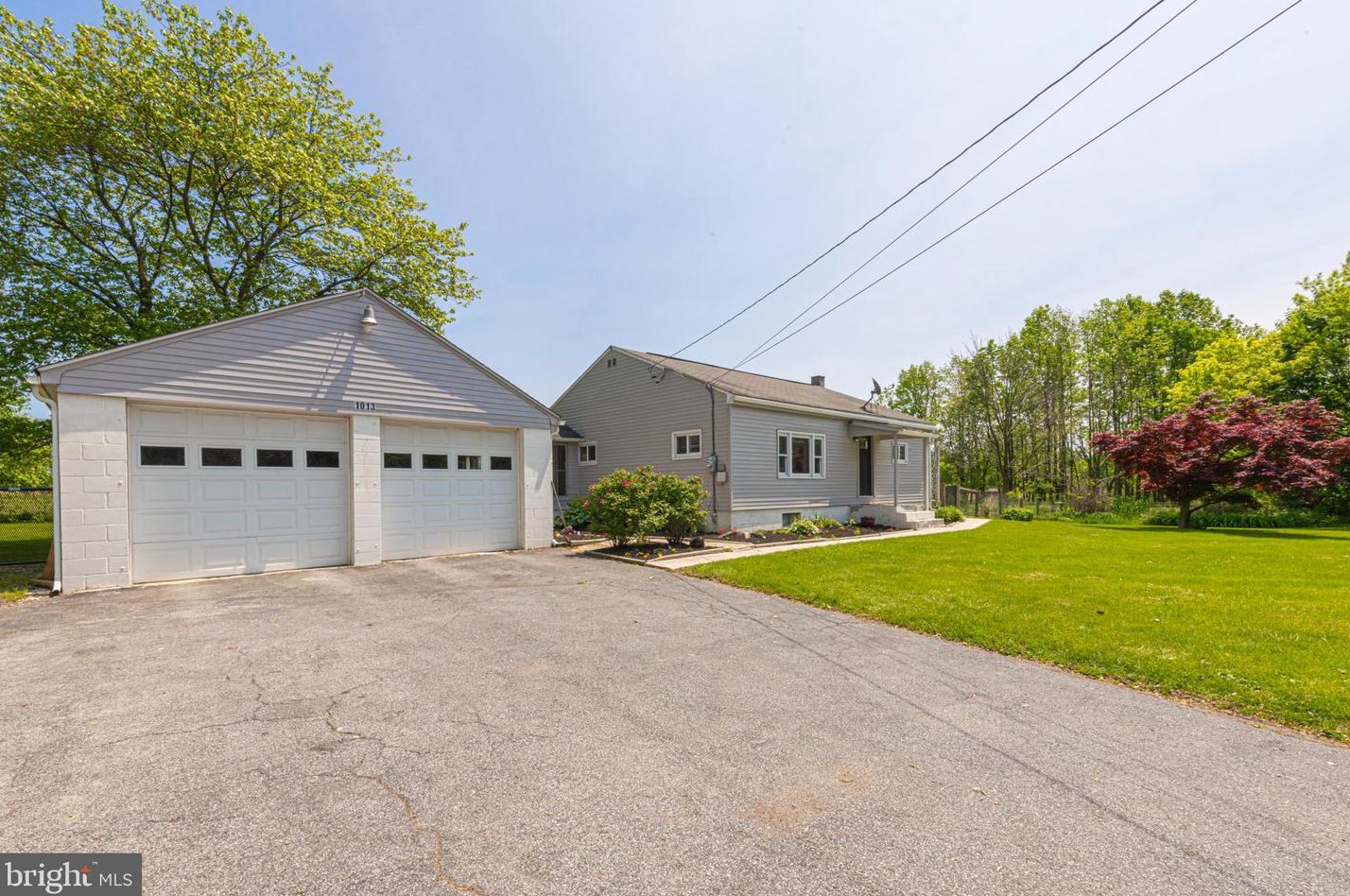 1013 Twin County Rd, Honey Brook, PA 19344