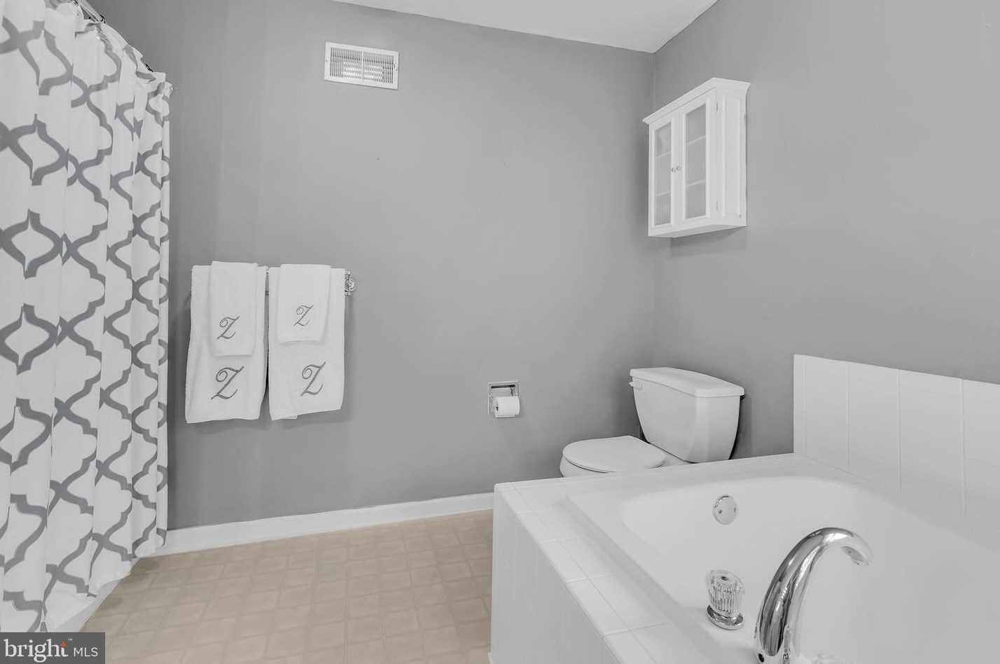 143 Milbury Rd, Romansville PA  19320-5604 exterior