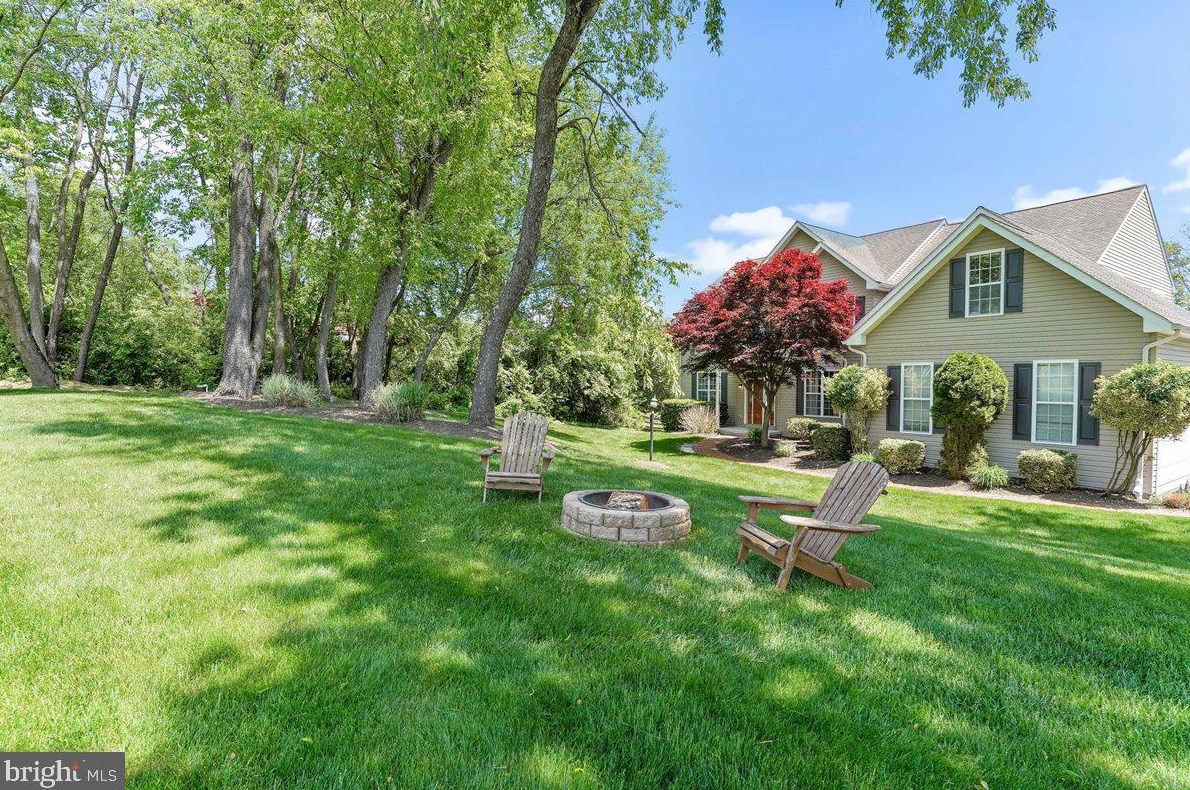 7 Cannon Hill Dr, West Chester, PA 19382