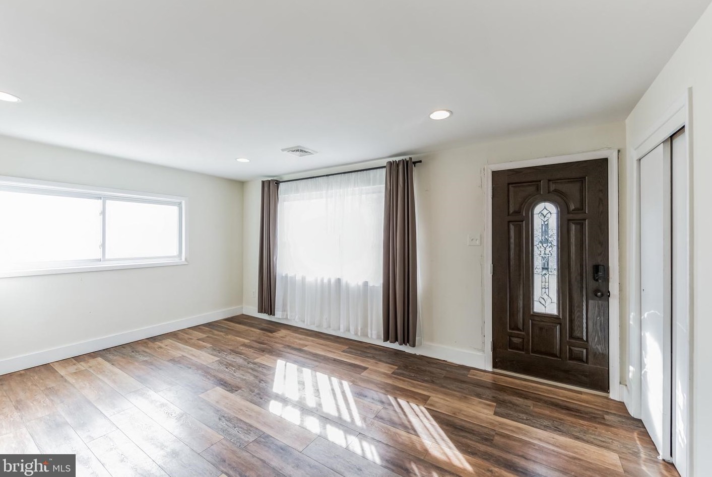 44 Penn Ave, Coatesville PA  19320-3923 exterior