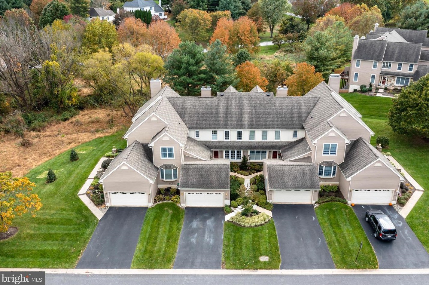 312 Lea Dr, West Chester PA  19382-8245 exterior