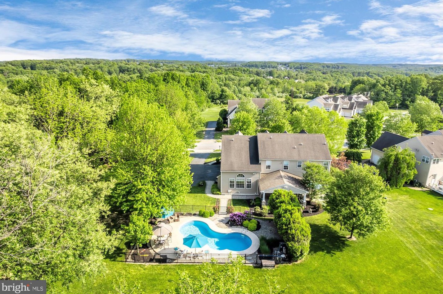 2051 Bally Moor Dr, Downingtown, PA 19335