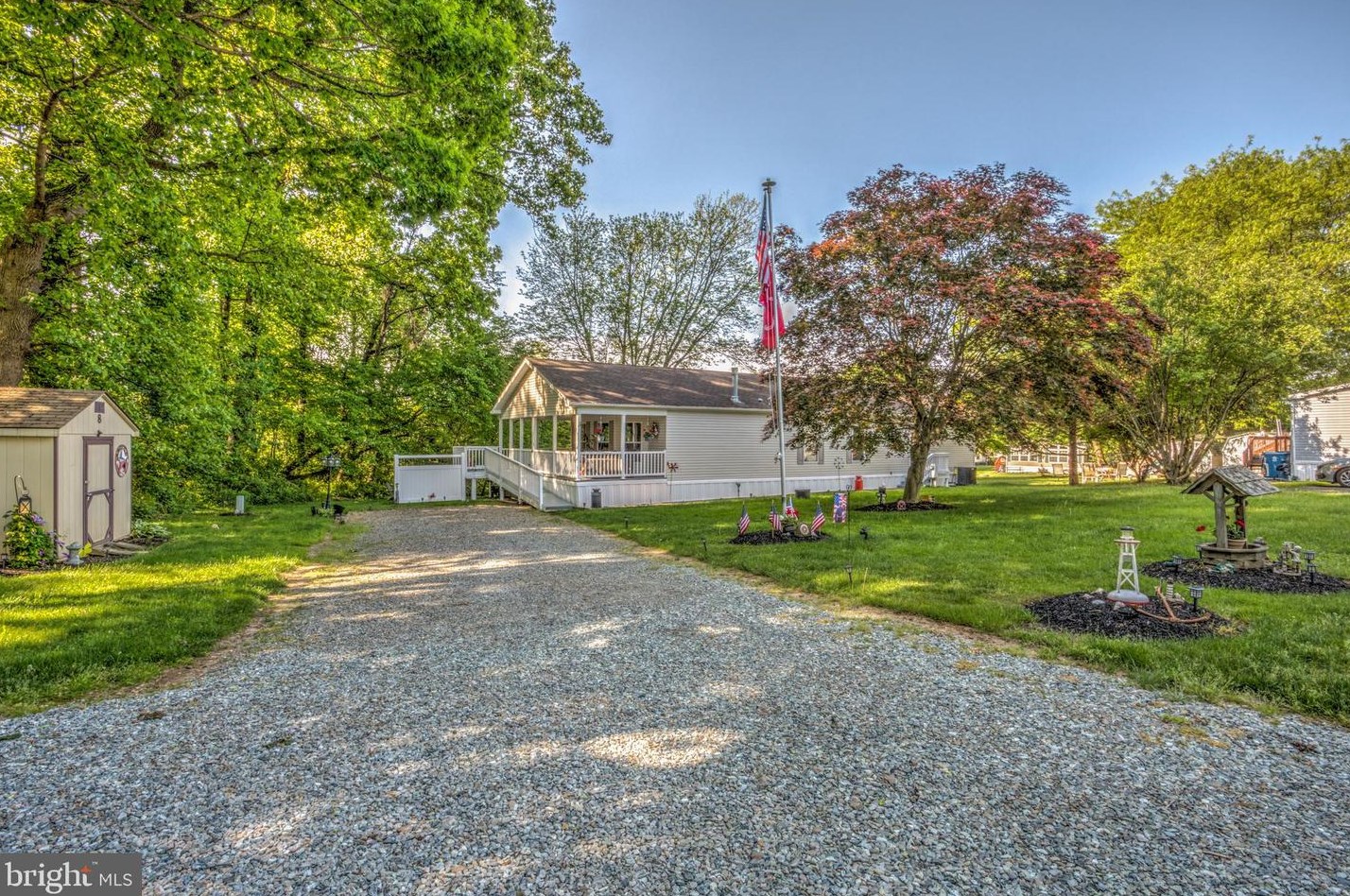 8 Hilltop Dr, Nottingham, PA 19362-9748