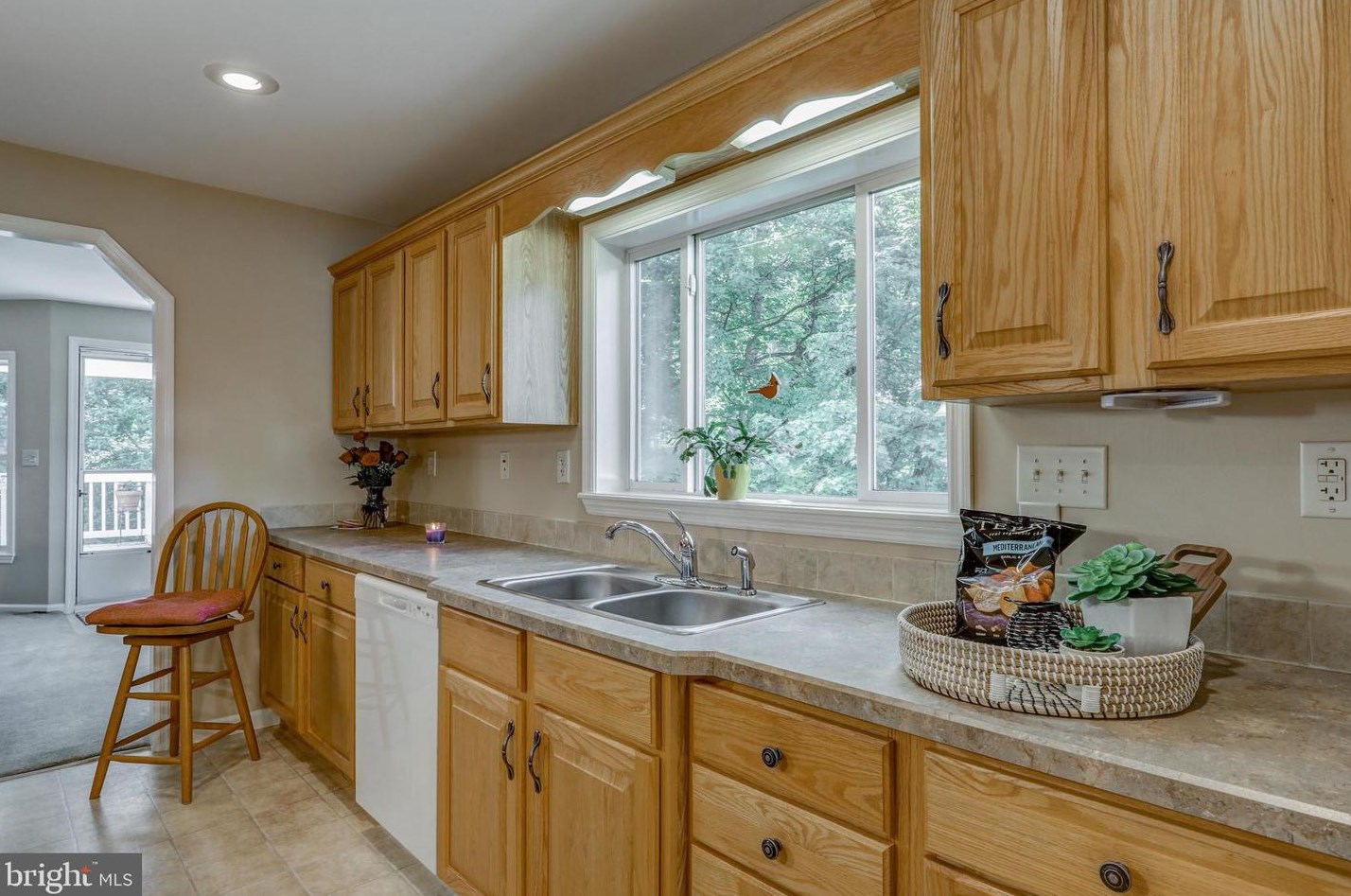 8 Hilltop Dr, Nottingham PA  19362-9748 exterior