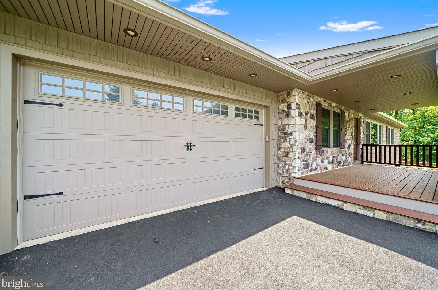 116 Westmoreland Dr, Romansville, PA 19320-4305