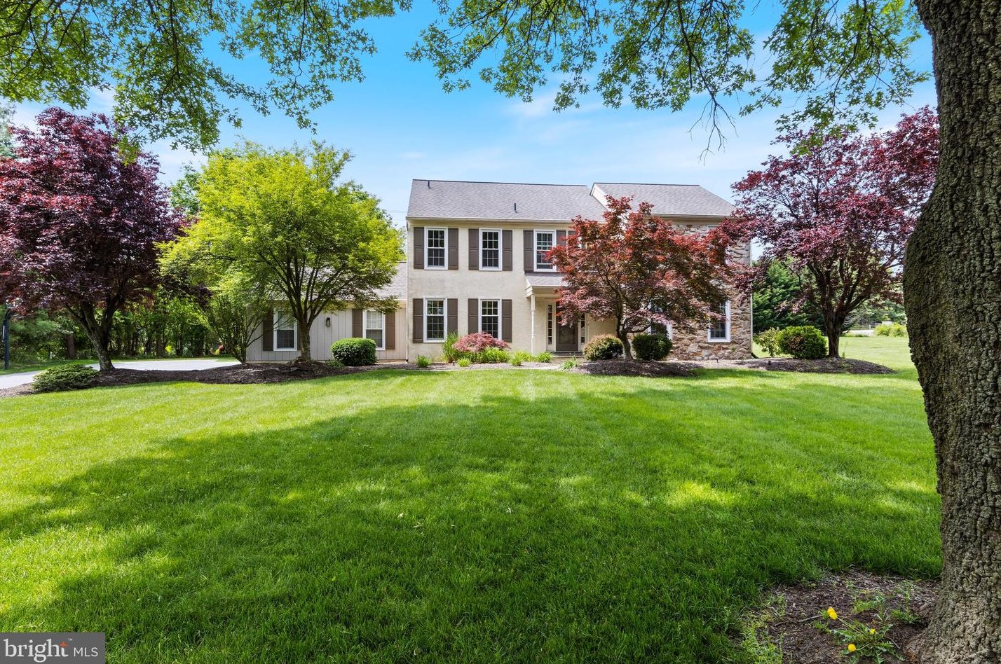 1099 Armstrong Ct, Wayne, PA 19087