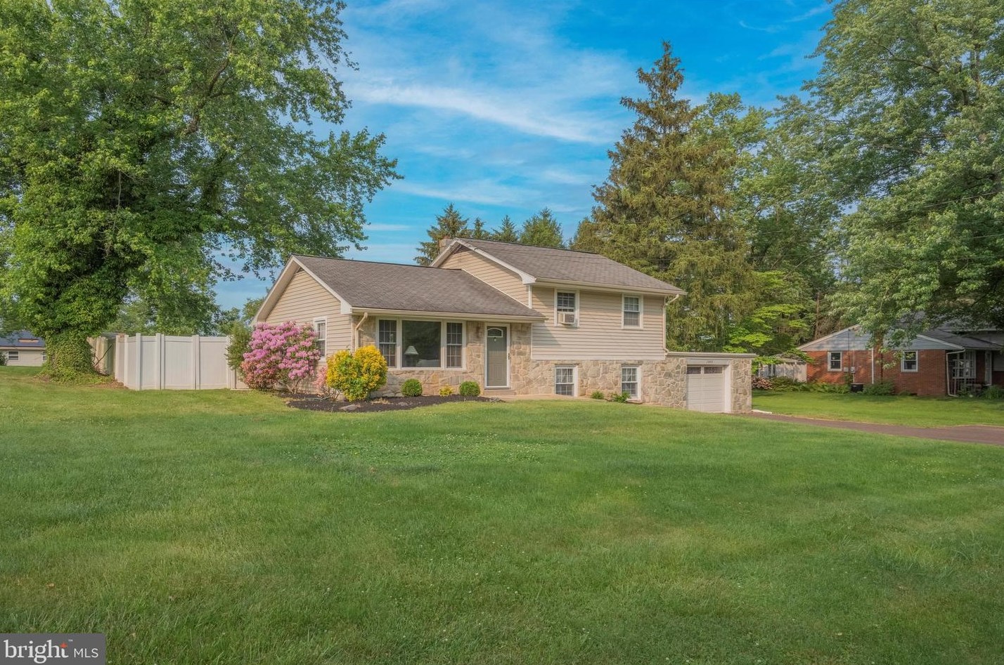 1855 E Cedarville Rd, Pottstown, PA 19465