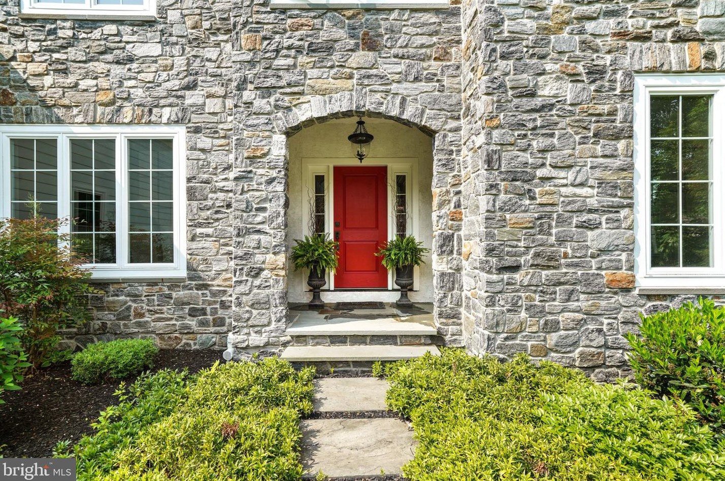 1200 Turks Head Ln, West Chester, PA 19382-8815