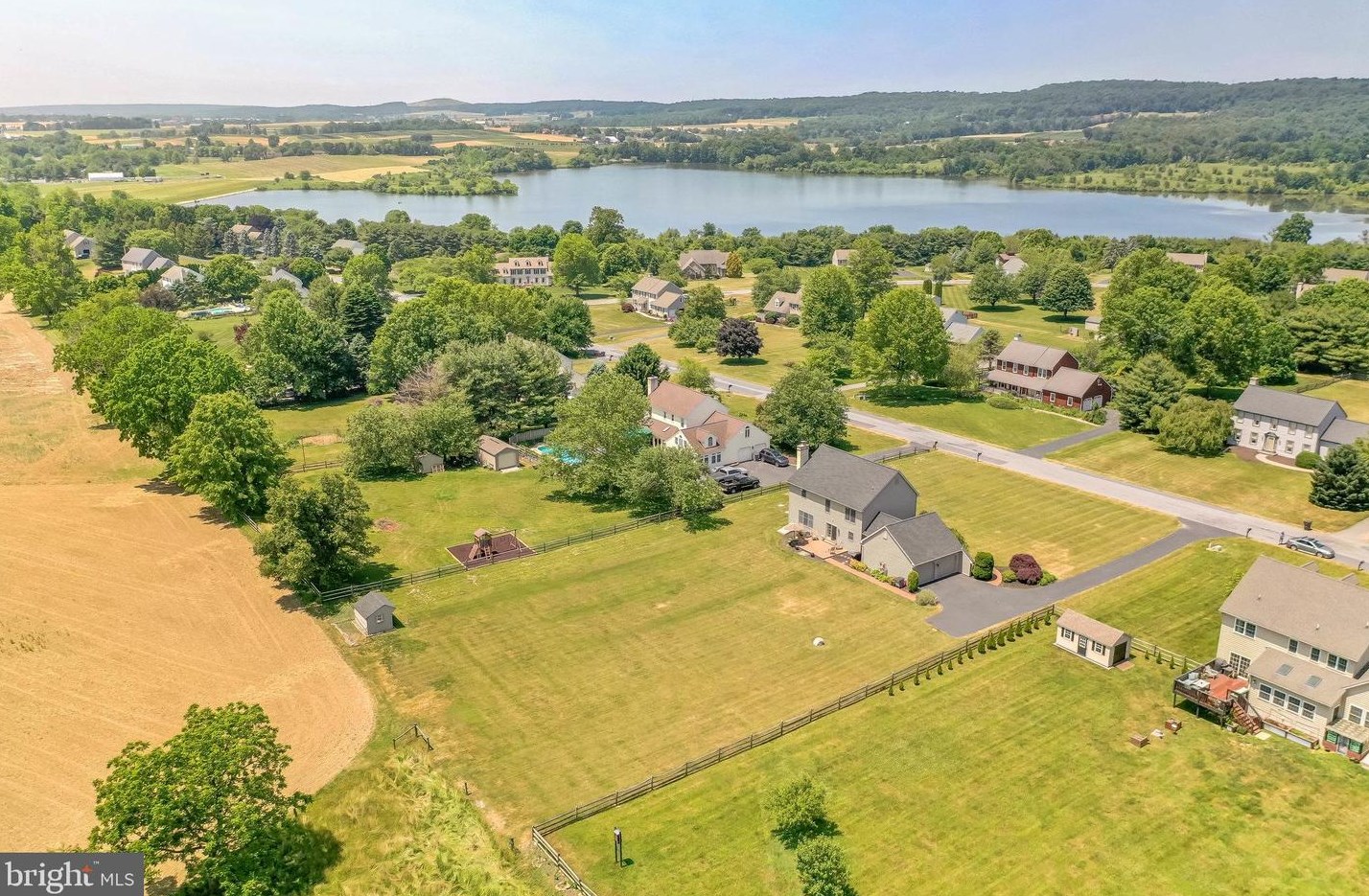 138 Vincent Dr, Honey Brook, PA 19344