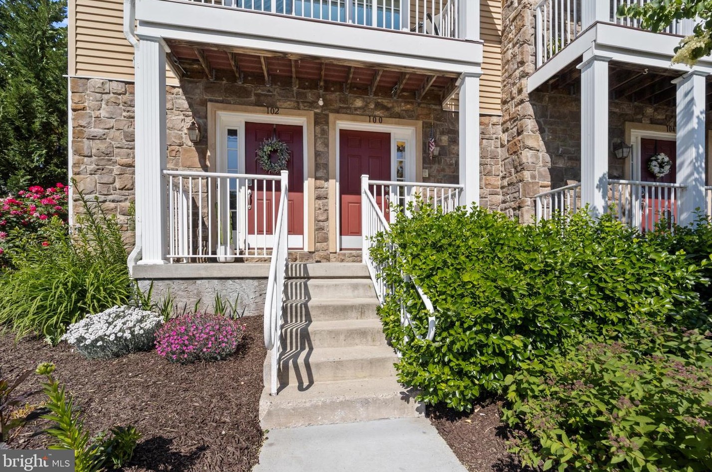 100 Justin Dr, West Chester, PA 19382-3428