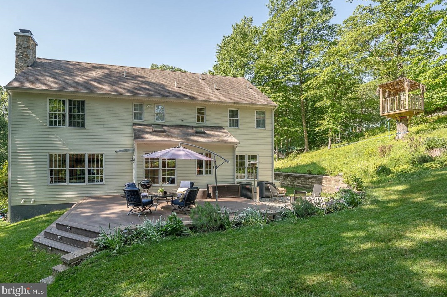 232 Vincent Rd, Paoli, PA 19301