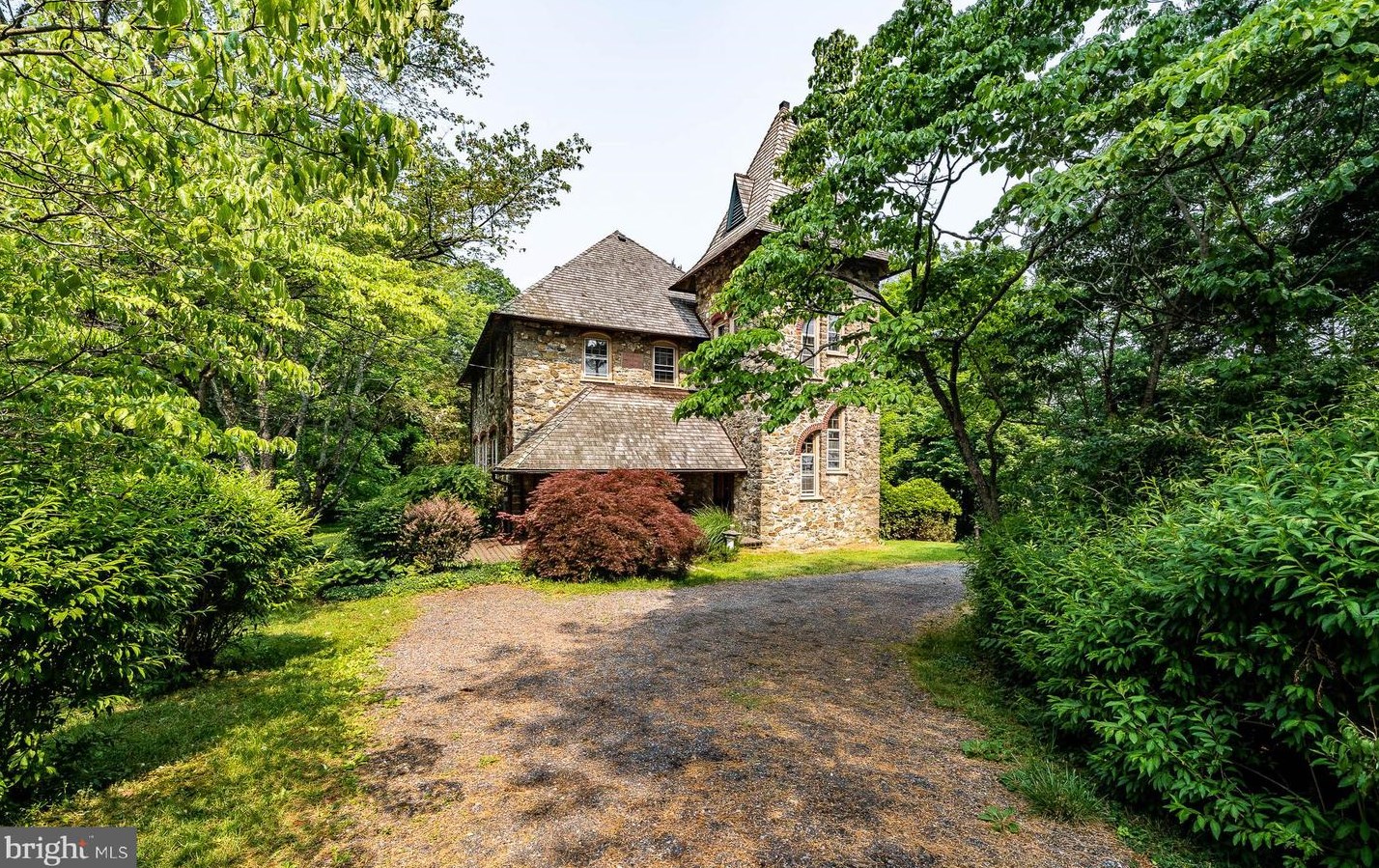 155 Wyebrook Rd, Honey Brook, PA 19344-9629