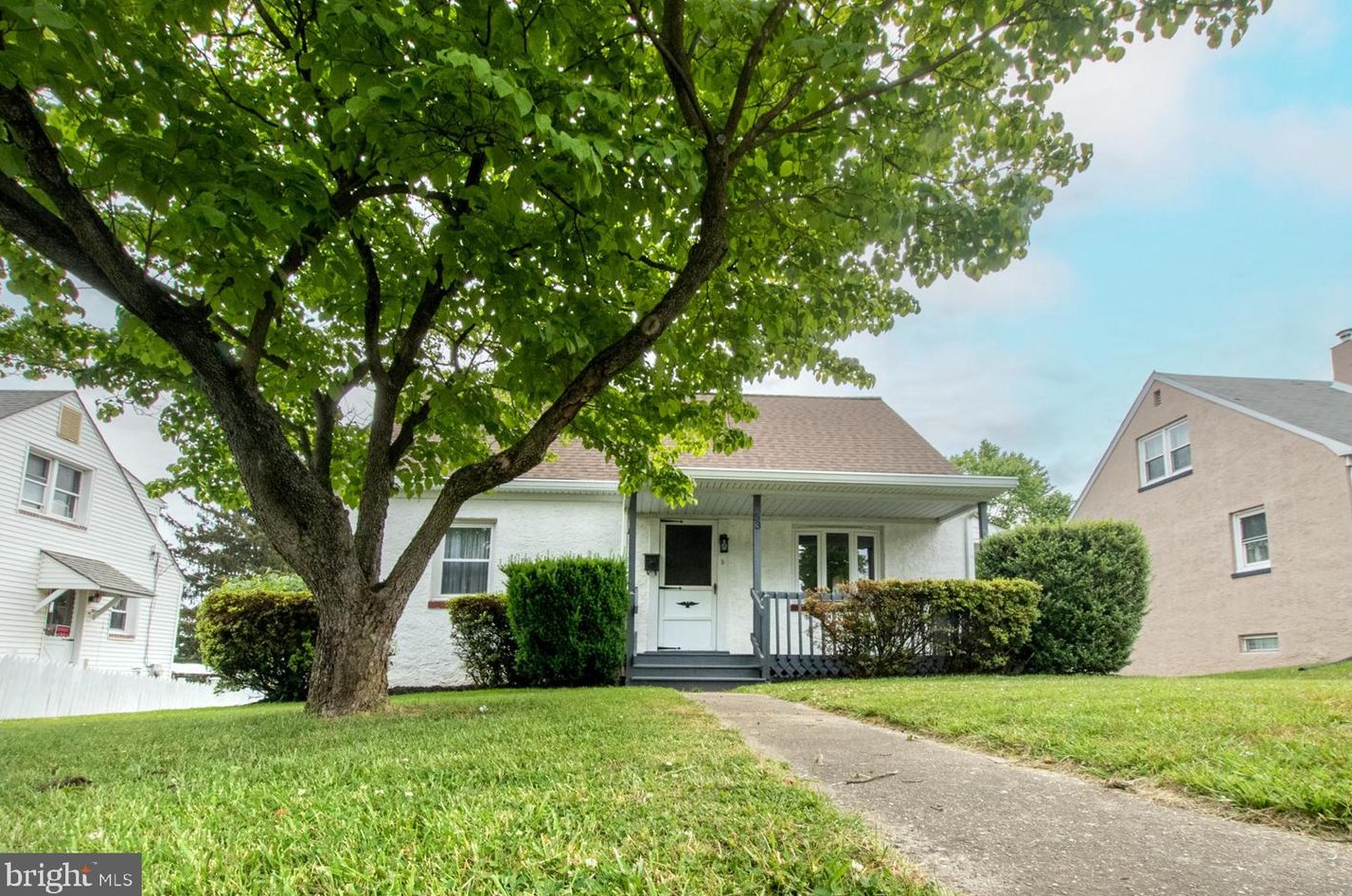 53 16th Ave, Romansville, PA 19320-2524