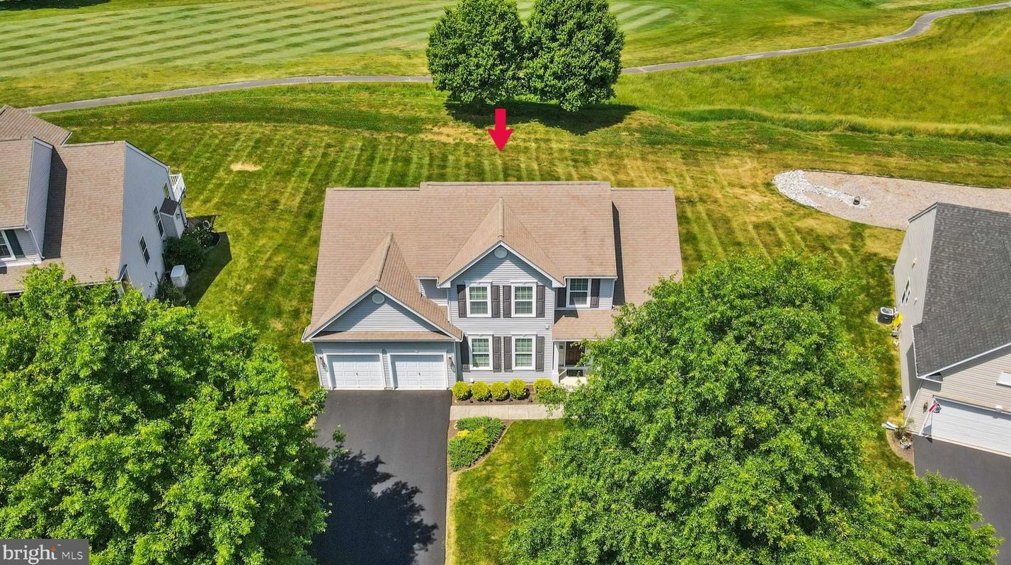 657 Martin Dr, Avondale, PA 19311-1316