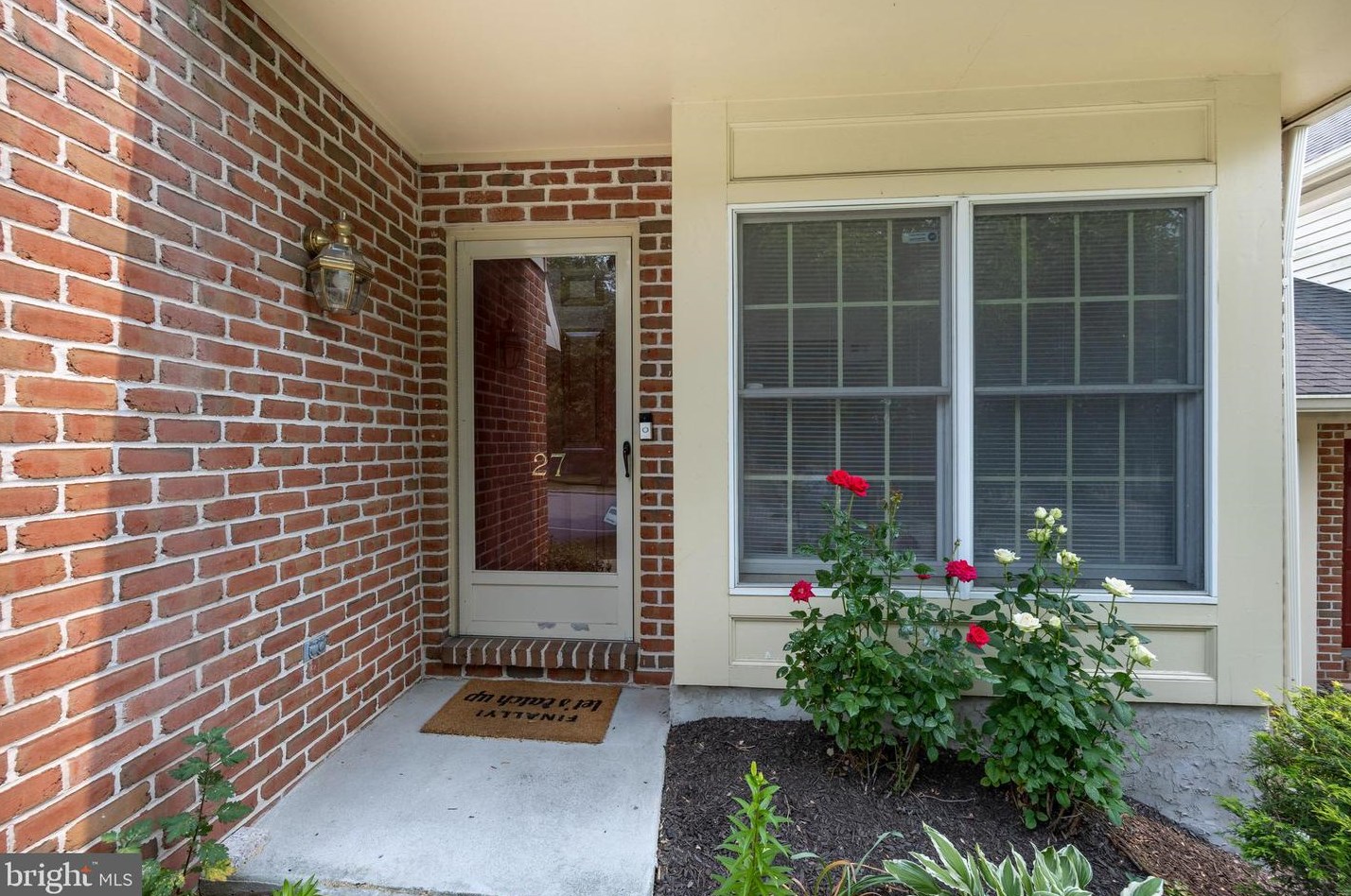 27 May Apple Dr, Downingtown, PA 19335